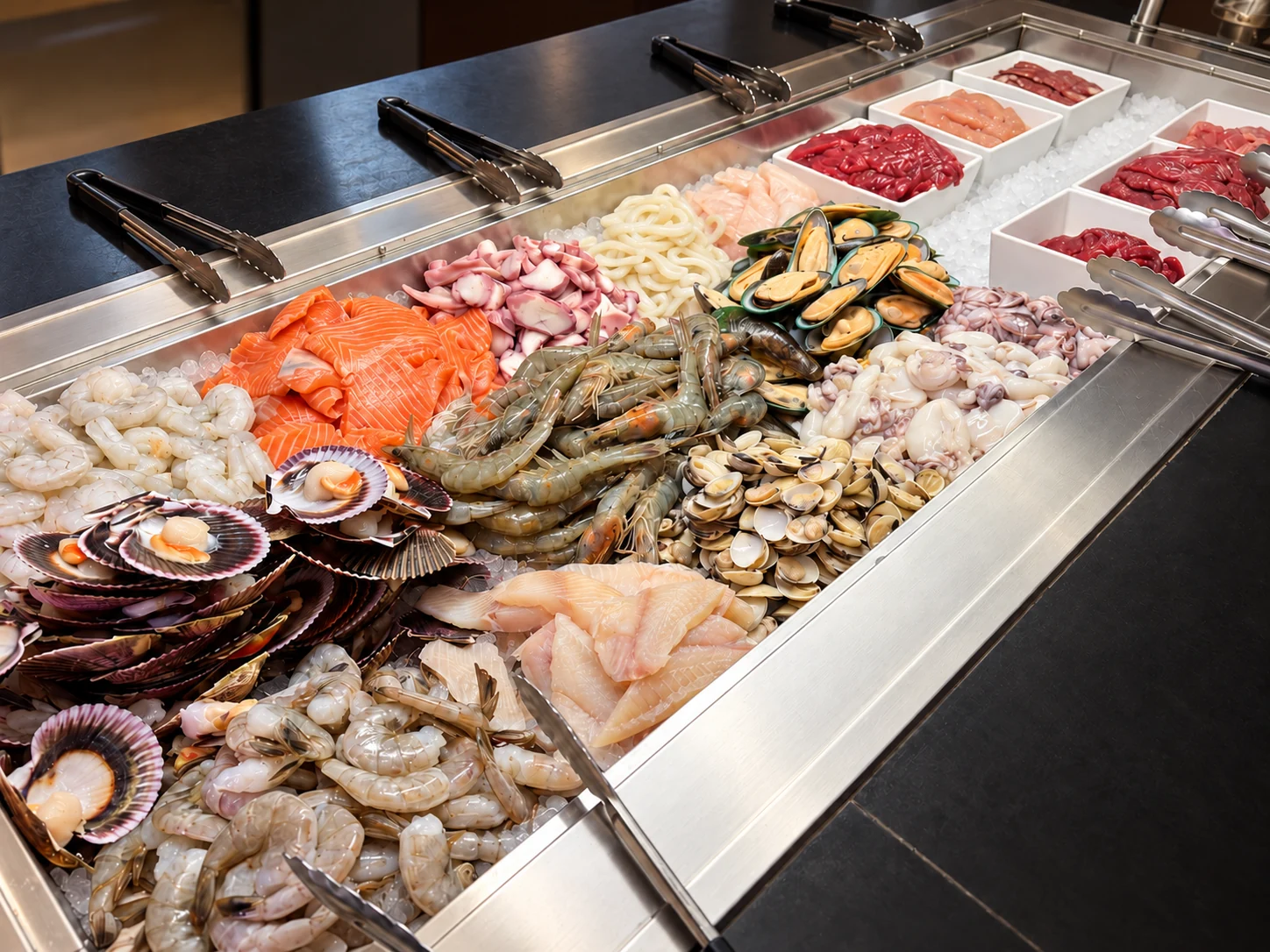 Fisch & Fleisch · roh am Buffet von Xing’s Asia